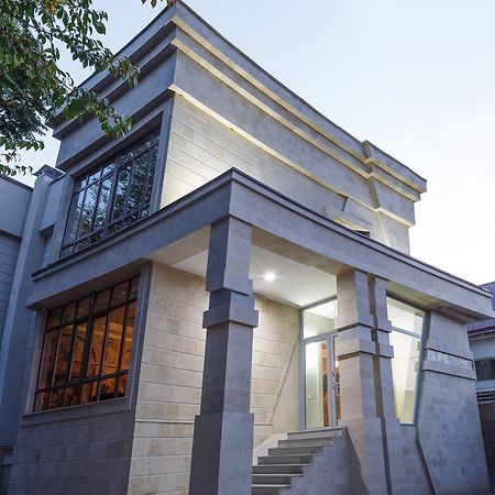Astor Hotel & Spa Bishkek Bagian luar foto
