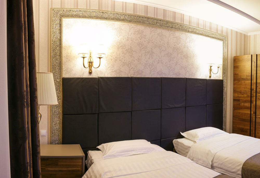 Astor Hotel & Spa Bishkek Bagian luar foto